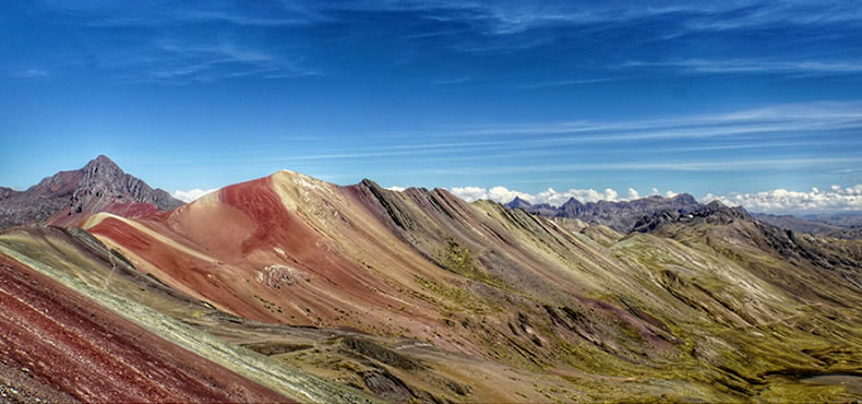 Cerro Colorado Montaña Arco Iris Vinicunca 02 Dias