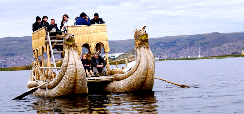 Isla Taquile Uros Clásico