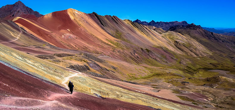 Tour Montaña de Siete Colores con Valle Rojo