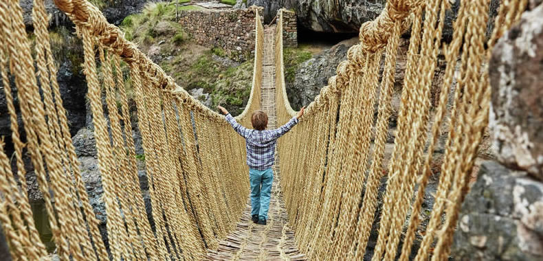 Tour Puente Inca Qeswachaka Cusco