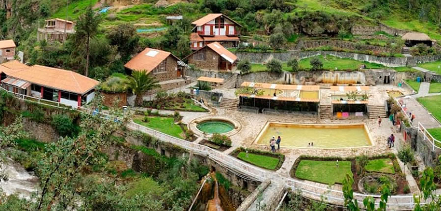 Baños Termales del Valle de Lares desde Cusco